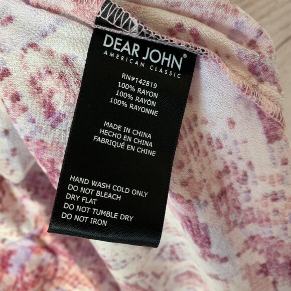 Dear John Pink Geometric Pattern Blouse Sleeveless Scoop Neckline Top Size M - Picture 10 of 15